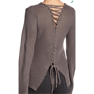 ASTR The Label‎ Back Tie Sweater M